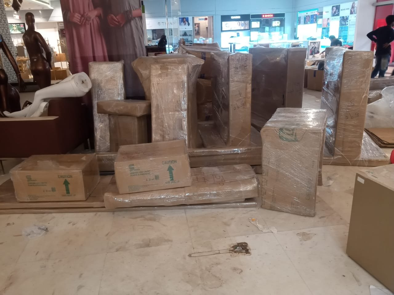 AIM Movers and Packers